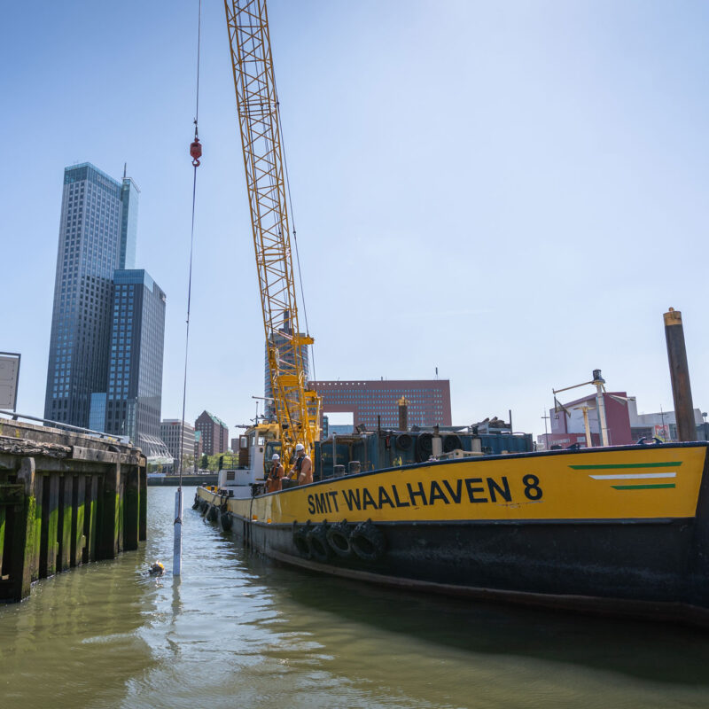 kraanschepen, smit waalhaven, w smit, haven rotterdam, haveninspecties, hijswerkzaamheden, bergingswerkzaamheden, berging, natte aannemerij, meewerkend schipper, vacatures